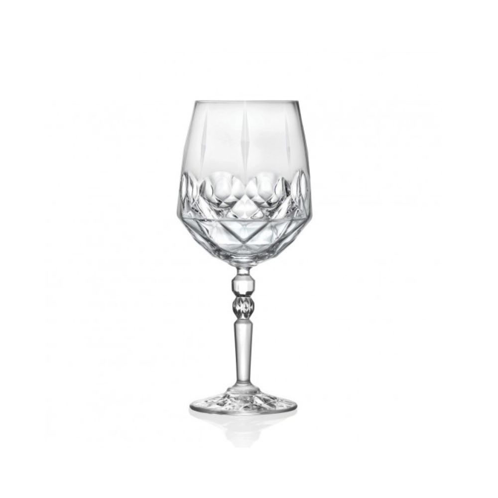 Sklo vzniklé v rukou mistrů