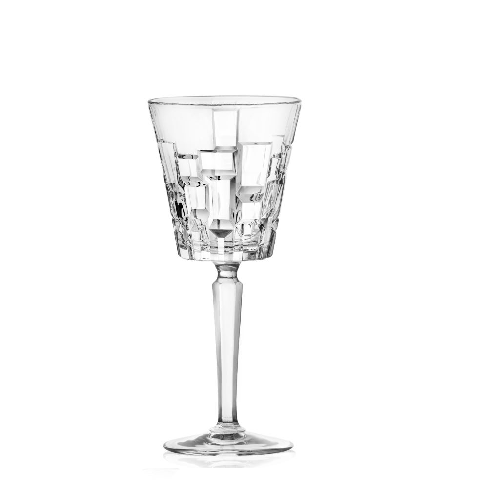 Sklo vzniklé v rukou mistrů